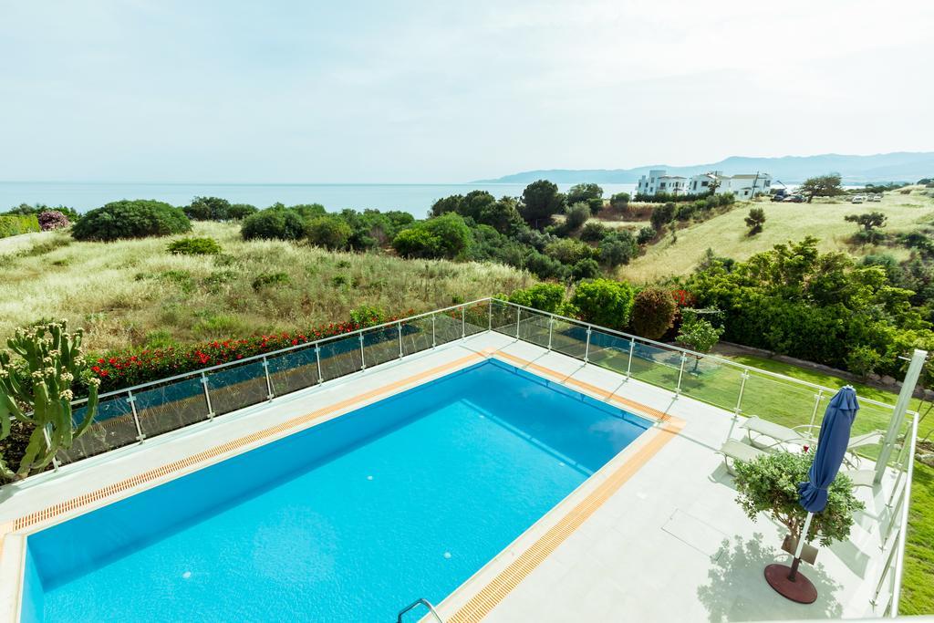Villa Riverside Polis Exterior foto